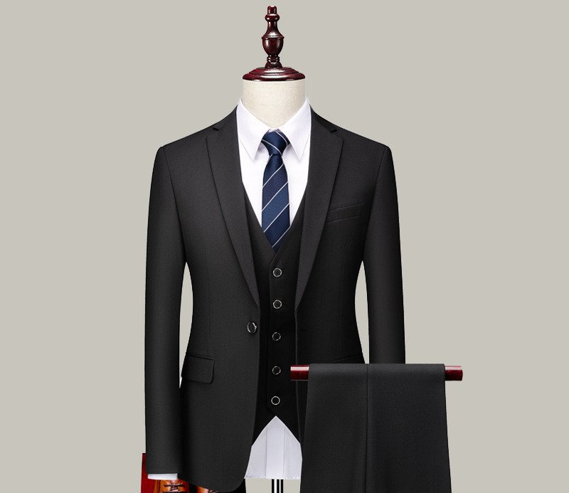 Men’s Three-Piece Suits for Groomsmen - Stylish Wedding Attire for Grooms and Groomsmen