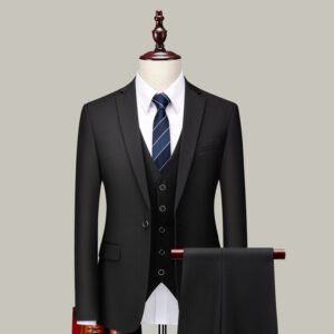 Men’s Three-Piece Suits for Groomsmen - Stylish Wedding Attire for Grooms and Groomsmen