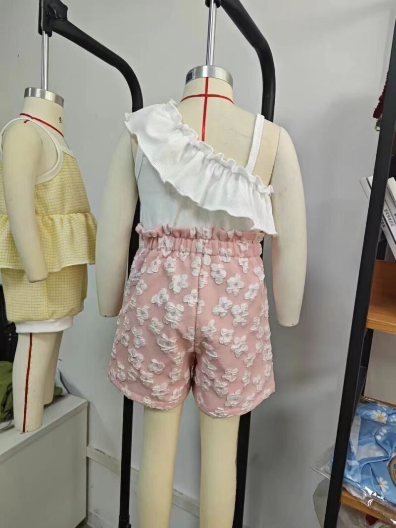 Girl's Summer Oblique Shoulder Top & Flower Shorts Set | Stylish Kids' Outfit