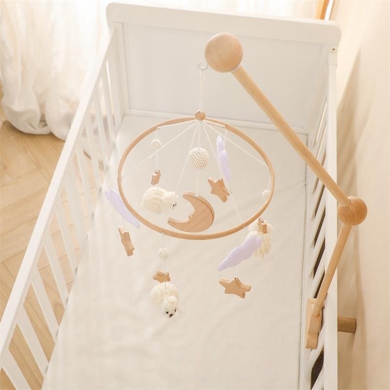Nordic Style Felt Animal Bed Bell - Baby Crib Hand-Eye Coordination Hanging Ornament