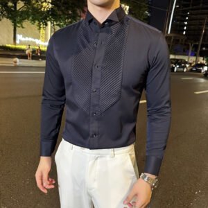 Slim-Fit Men's Shirt – Modern & Stylish Tailored Fit