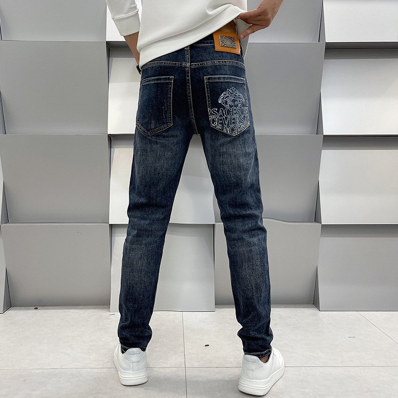 Men's Casual Slim Fit Straight-Leg Elastic Jeans – Comfortable & Stylish Denim