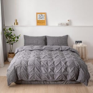 Three-Piece Set of Bedding – Soft and Comfortable Bedding Set for Your Bedroom
