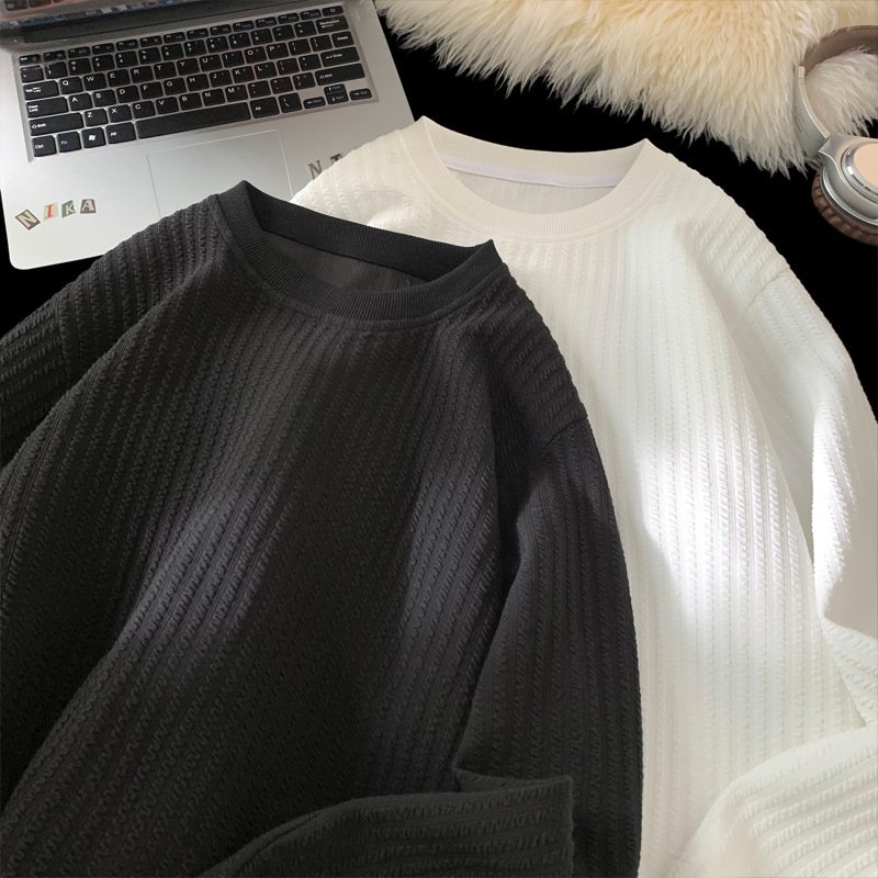 Autumn and Winter White Textured Long Sleeve T-shirt – Loose Fit & Cozy