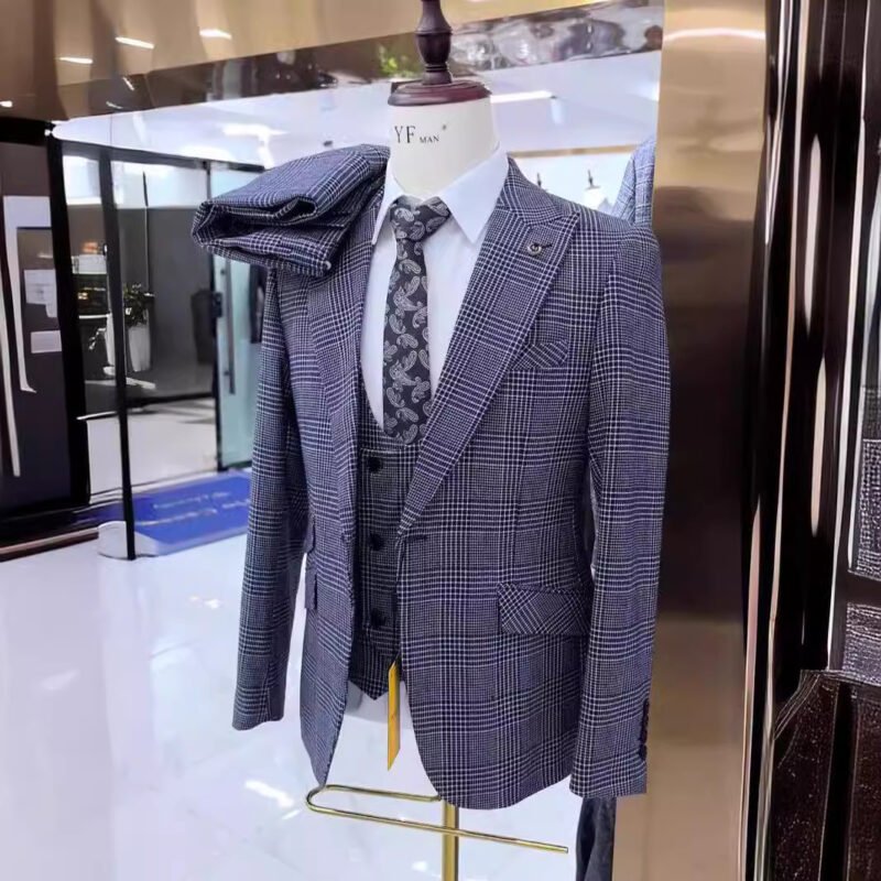 Men's Plaid Wedding Suit - Casual 3-Piece Set for Grooms & Formal Events