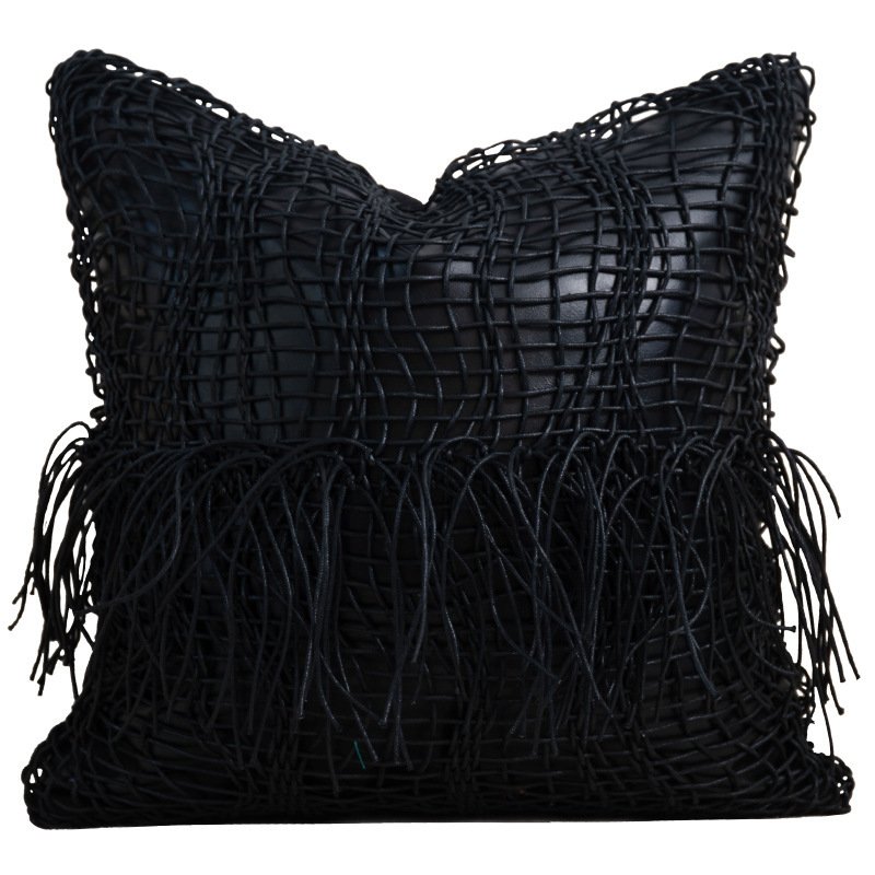 Modern Minimalist and Luxurious Pillows – Elegant Home Decor for a Stylish Touch