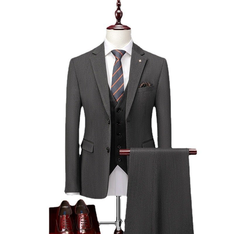 Slim Fit Business Casual Suit – Stylish Formal Attire for Men
