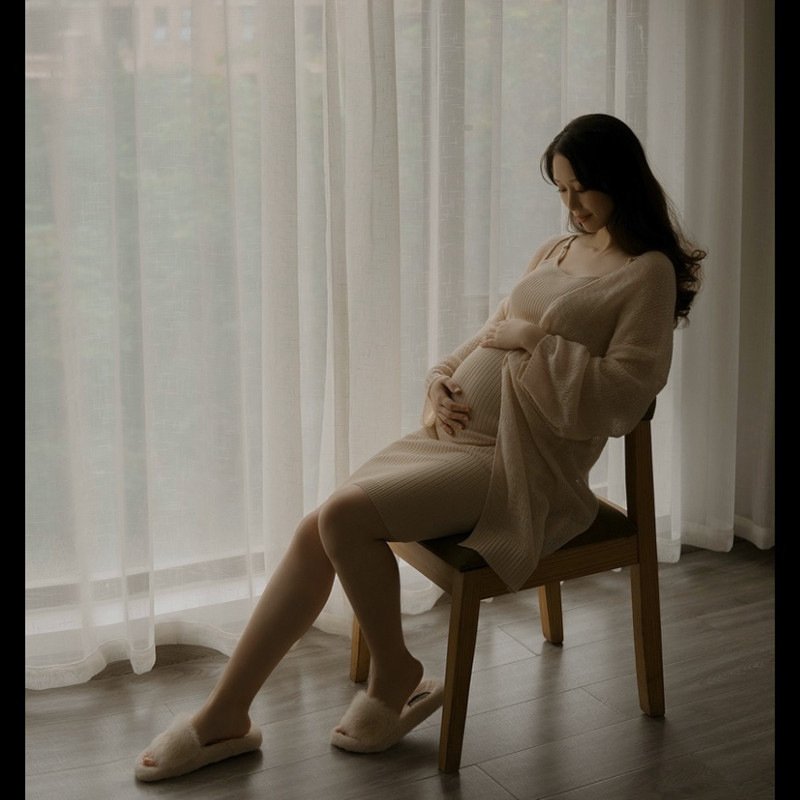 Beautiful Style Maternity Dress - Artistic & Elegant Maternity Fashion
