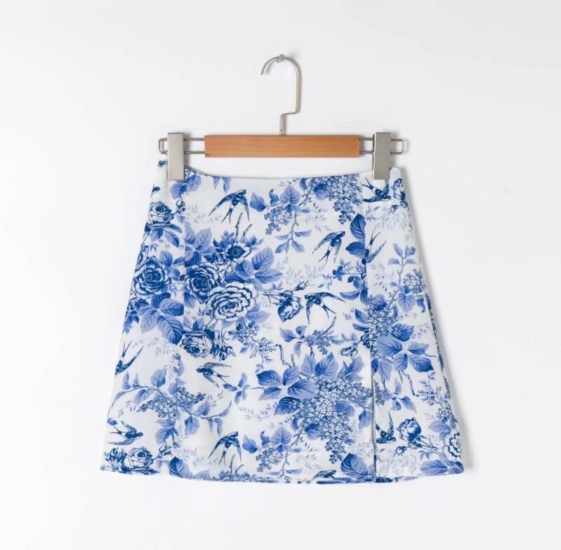 Blue and White Printed Stretch Slimming Skirt – Stylish and Comfortable