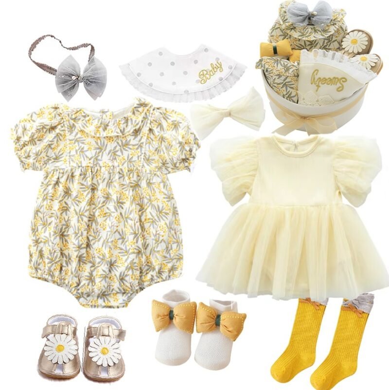 Baby Clothes Gift Box – Newborn Set of Adorable & Comfortable Outfits