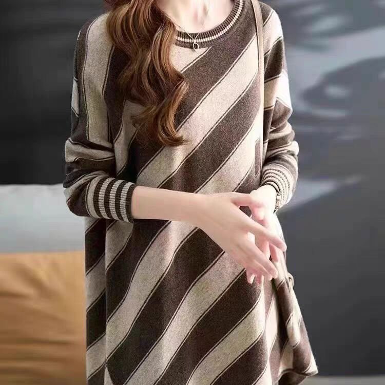 Striped Round Neck Pullover Sweater for Women | Cozy and Stylish