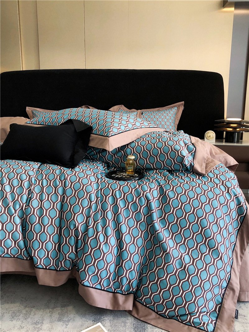 Long-Staple Cotton Printed Four-Piece Bedding Set – Soft Cotton Bedding for Luxurious Comfort