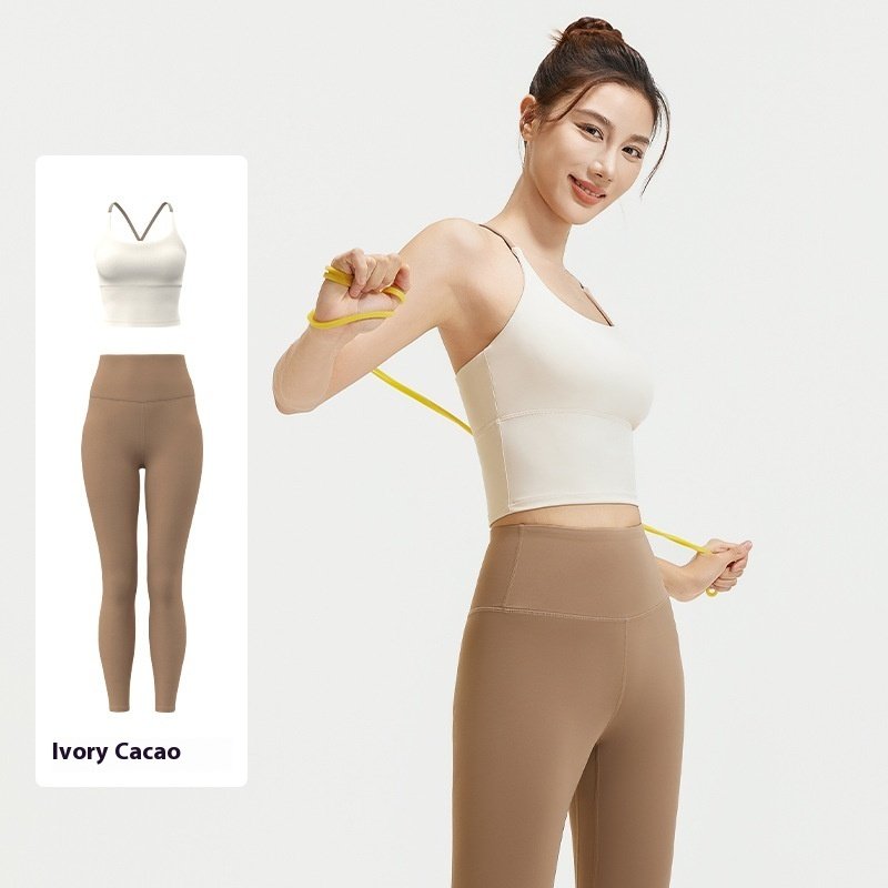 Polyester Women's Solid Color Stitching Yoga Suit | Comfortable & Stylish Activewear