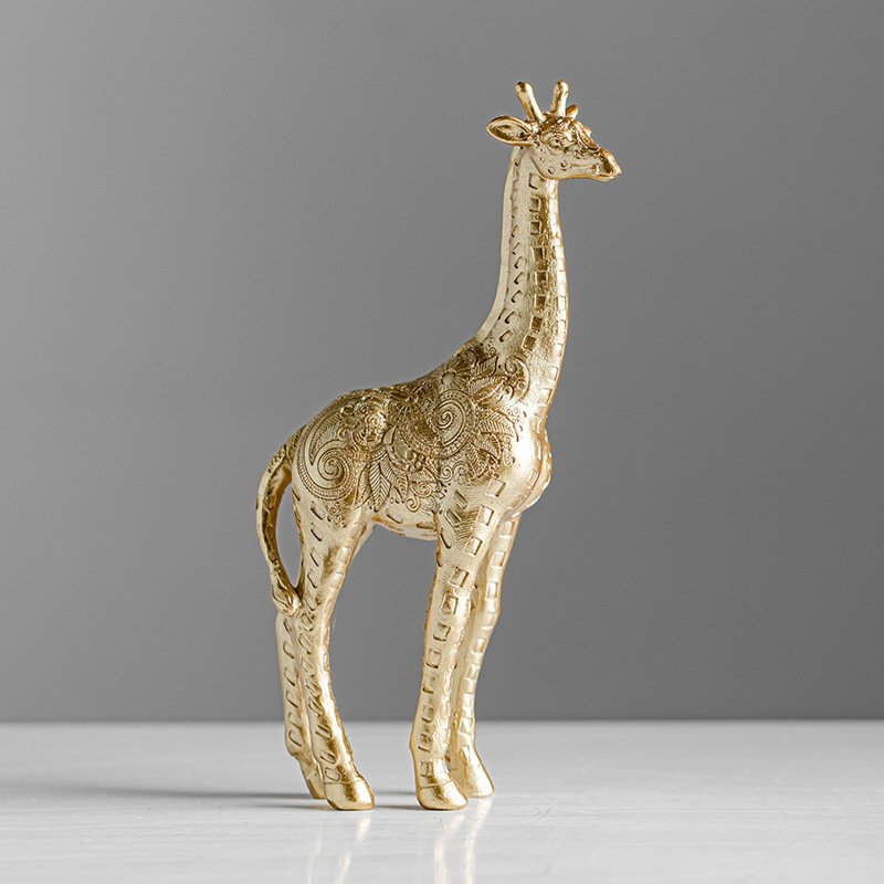 Giraffe Shape Resin Craft Ornament – Unique & Stylish Home Decor