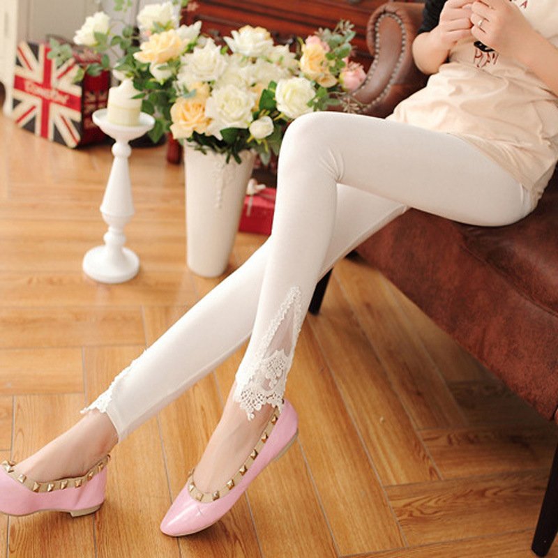 Fashion Ladies Crochet Lace Leggings – Stylish, Elegant & Comfortable