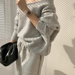 Irregular Top Loose Style - Trendy & Comfortable Women's Top