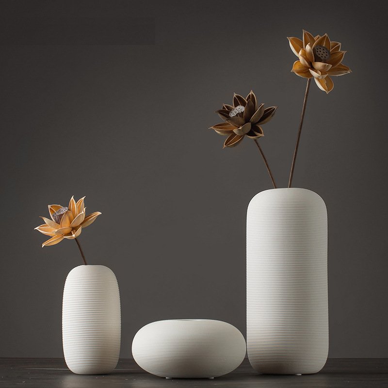 Simple Modern Ceramic Vase Decorations – Elegant and Minimalistic Home Accents