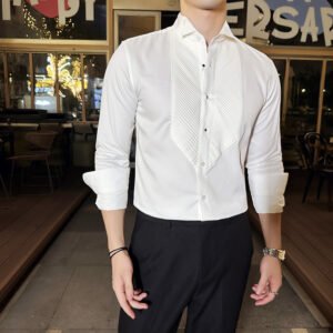 Slim-Fit Men's Shirt – Modern & Stylish Tailored Fit