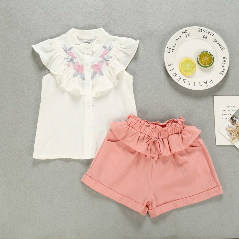 Children's Sleeveless Embroidered Collar Summer Suit – Stylish & Comfortable Kids' Outfit