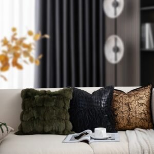 Modern Minimalist and Luxurious Pillows – Elegant Home Decor for a Stylish Touch