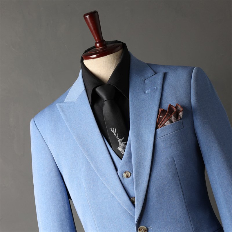 Elegant Wedding Suit for Men – Timeless Style and Perfect Fit