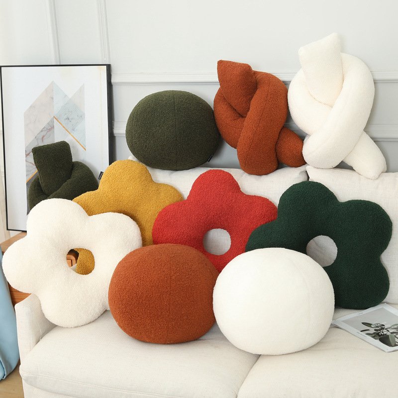 Plush Three-Dimensional Special Shaped Pillow – Round Lumbar Support for Comfort