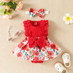 Flower Print Romper with Sleeve Stitching – Adorable and Stylish Baby Outfit