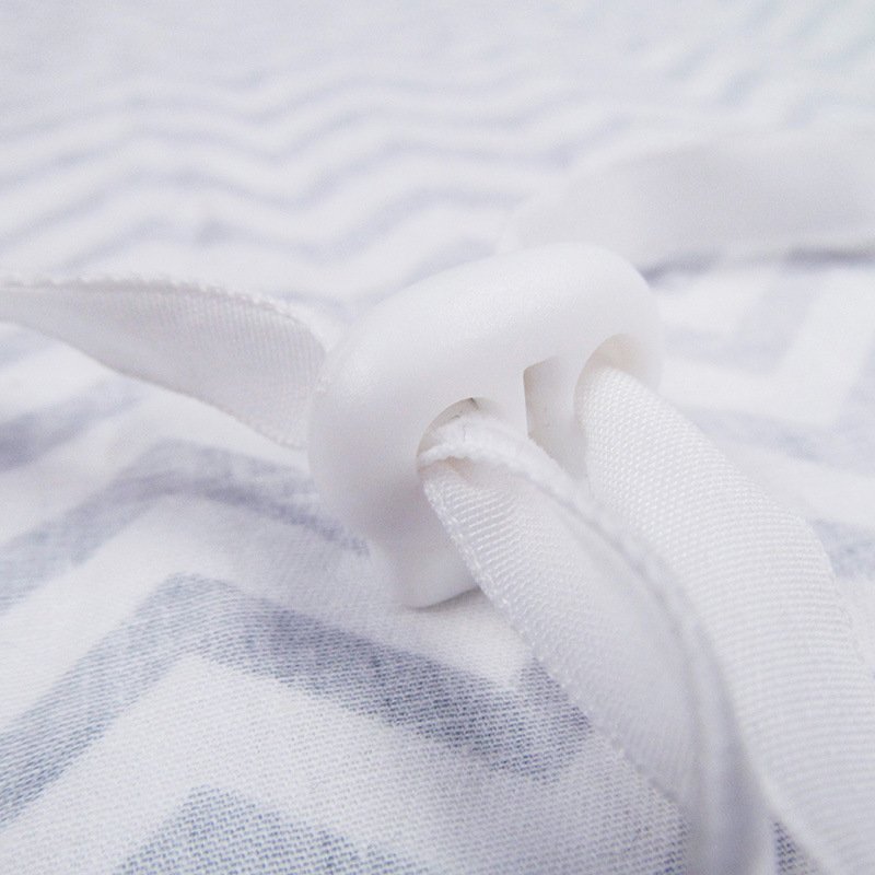 Multifunctional Nursing Towel – Comfortable Breastfeeding Accessory for Moms