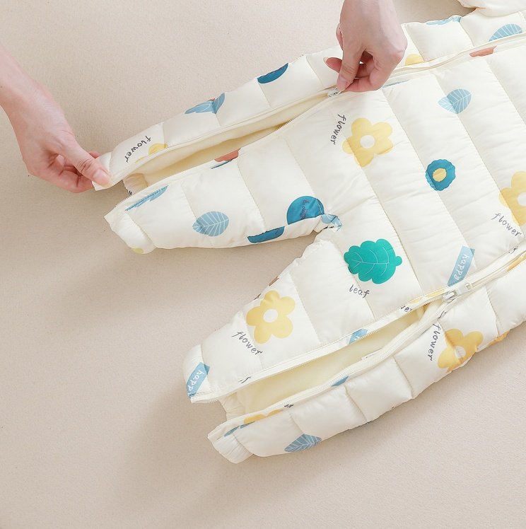 Baby Velvet Romper – Warm One-Piece Suit for Cozy Winter Comfort