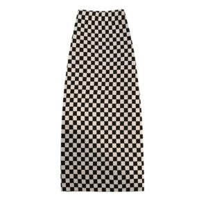Plaid Slim-Fit Mid-Length Stretch Knitted Overskirt – Elegant & Chic