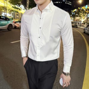 Slim-Fit Men's Shirt – Modern & Stylish Tailored Fit