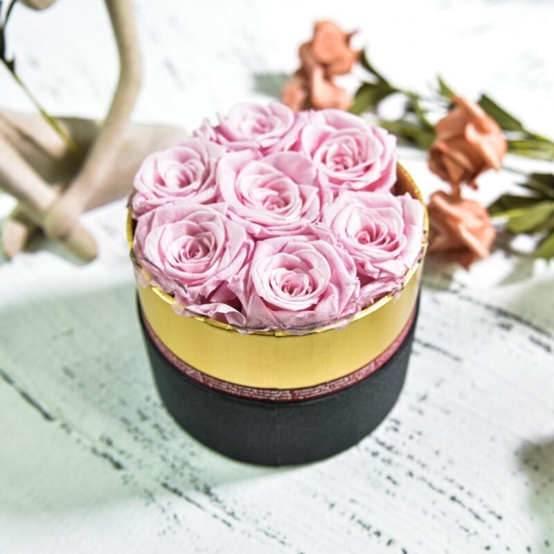 Preserved Flower Rose Hug Bucket – Christmas Gift Box for Elegant Holiday Gifting