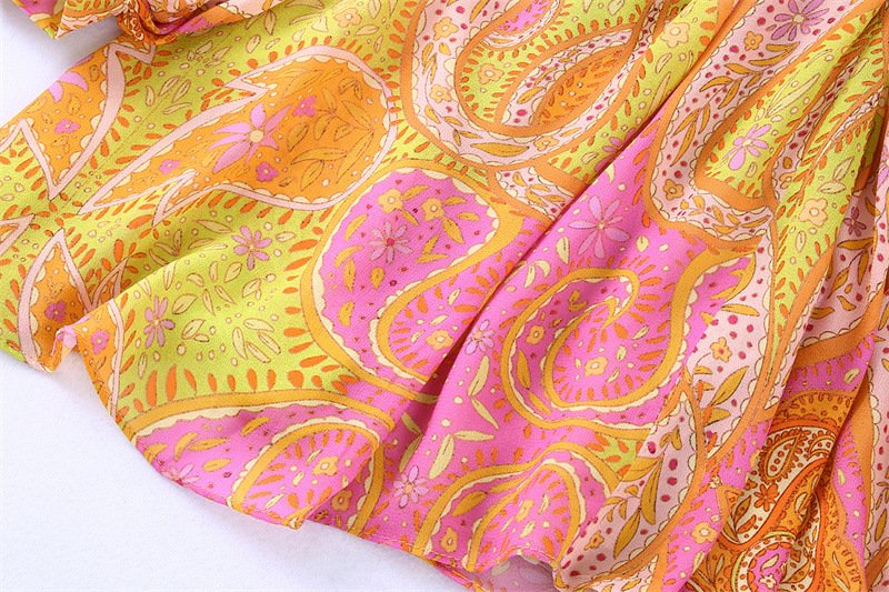 Elegant Temperament Printed Dress – Chic & Sophisticated Design