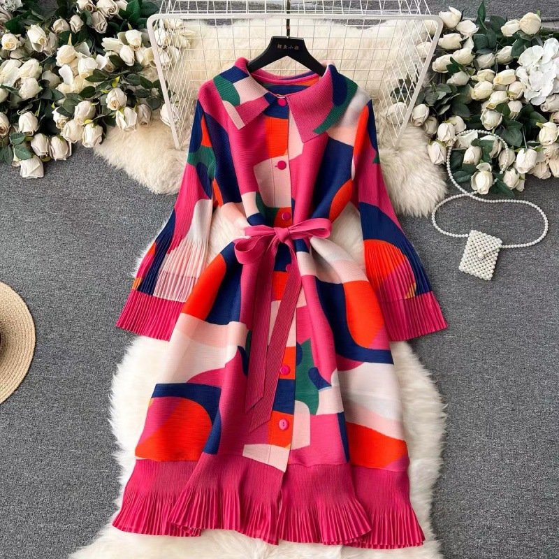 Women's French Retro Pleated Printed Dress – Elegant & Vintage-Inspired