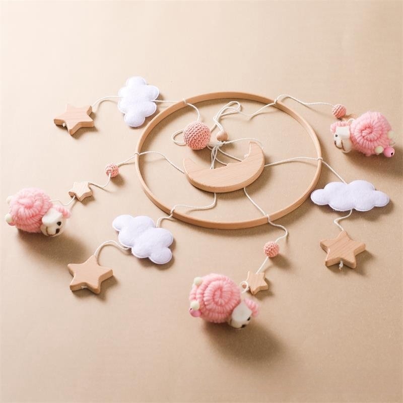 Nordic Style Felt Animal Bed Bell - Baby Crib Hand-Eye Coordination Hanging Ornament