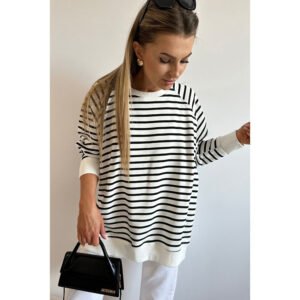 Striped Sweater Round Neck Pullover Top for Women - Stylish & Cozy Knitwear