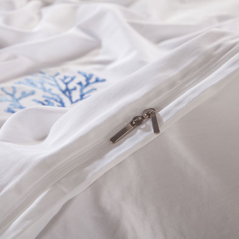 Simple Nordic Style Four-Piece Bedding Set – Solid Color Quilt Cover & Sheet Set