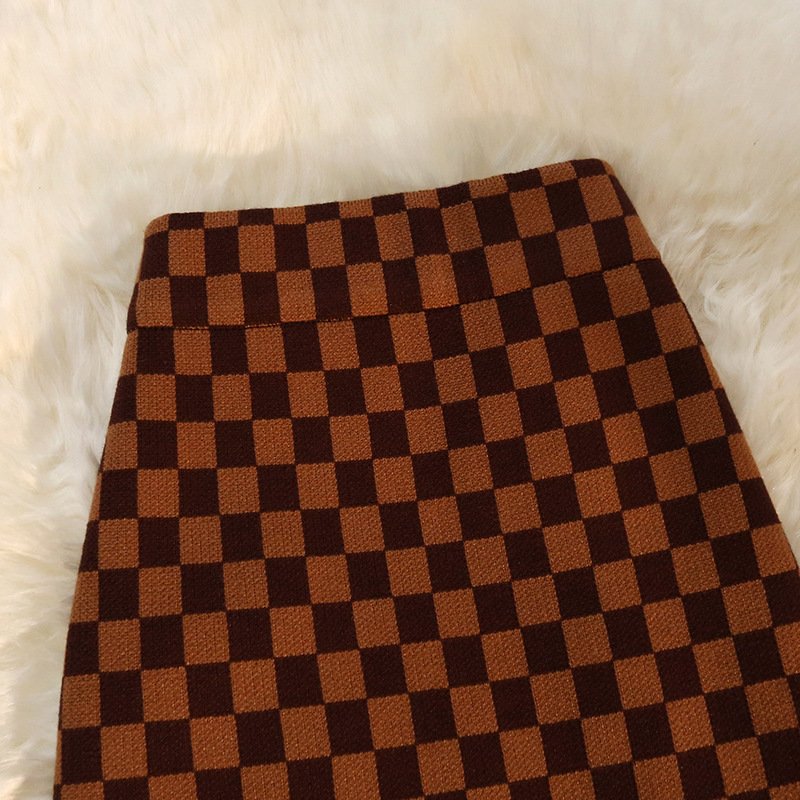 Plaid Slim-Fit Mid-Length Stretch Knitted Overskirt – Elegant & Chic