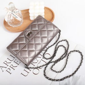 Sheepskin Large Capacity Bag - Embroidered Diamond Plaid Design