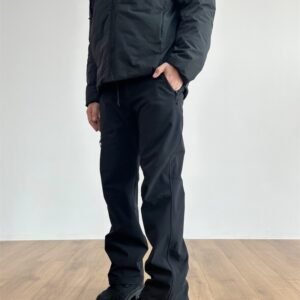 American-Style Outdoor Straight Velvet Overalls – Stylish & Comfortable Winter Wear