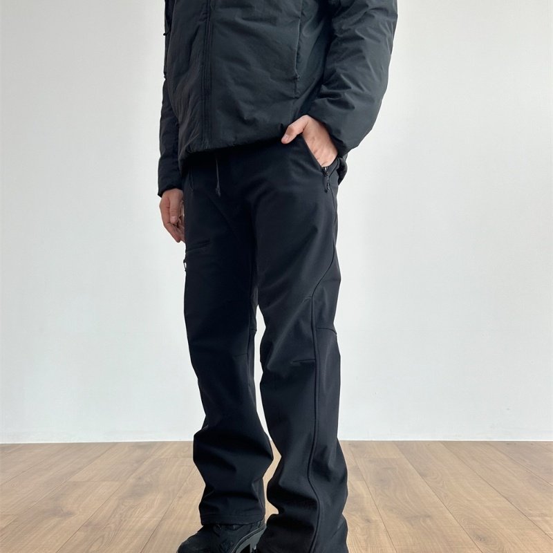 American-Style Outdoor Straight Velvet Overalls – Stylish & Comfortable Winter Wear