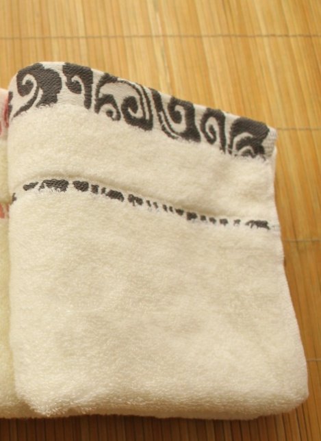 High-Quality Pure Cotton Crepe-Free Jacquard Thickening Face Towel – Soft & Absorbent