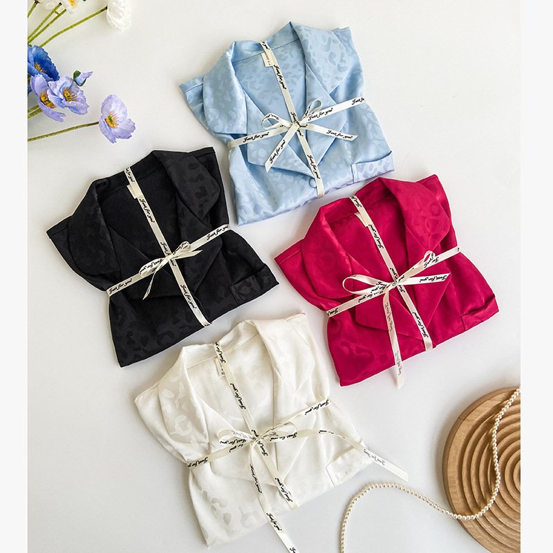 Feather Model Loose Pajamas for Women | Stylish & Comfortable Sleepwear