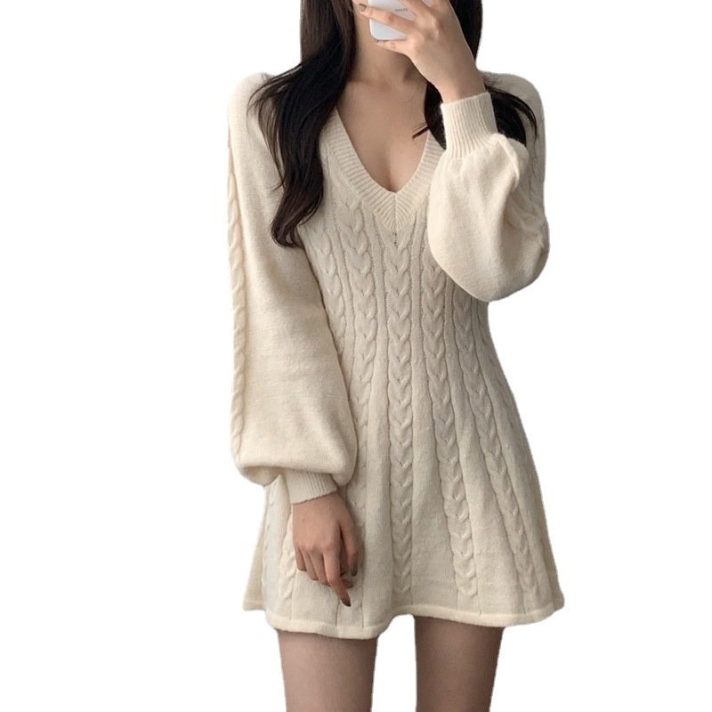 Elegant Twist Knitted Dress for Women – Chic & Timeless Fashion