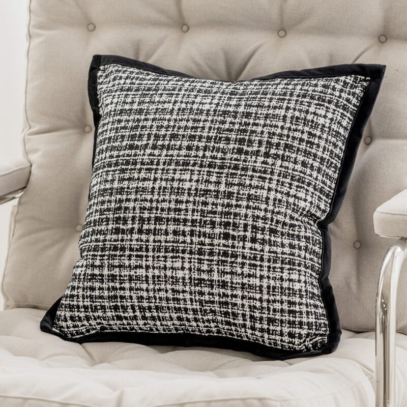 French Classic Style Light Luxury Black and White Sofa Pillow Cases – Elegant Home Accent