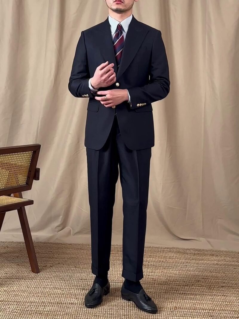 Men's Casual Gentleman Lapel Navy Blue Slim Three-Piece Suit – Stylish & Elegant