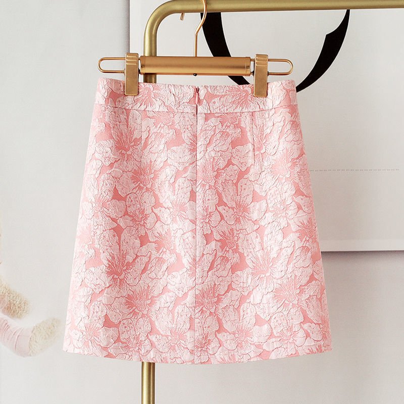 Gentle Jacquard Skirt Women's High Waist - Elegant & Timeless Design