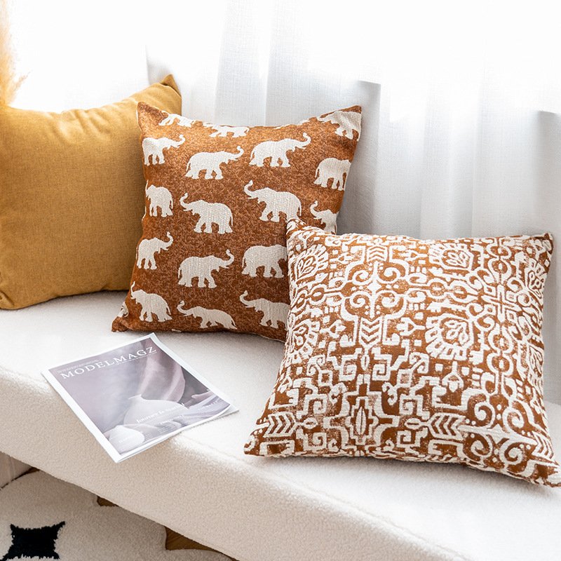 Ethnic Style Yarn-Dyed Elephant Throw Pillow Cushion – Boho Chic Home Decor