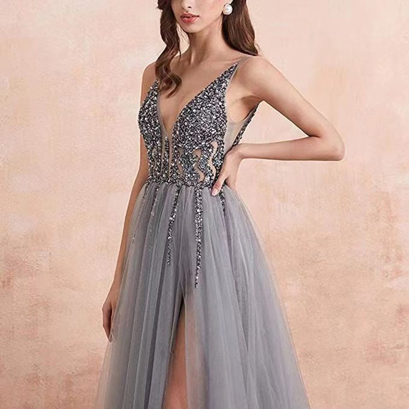 Sexy V-Neck Long Prom Dresses – Elegant & Glamorous Evening Gowns
