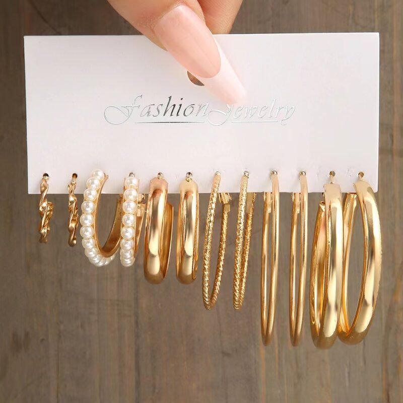 Elegant 6-Pair Retro Pearl Earrings Set – Timeless & Stylish